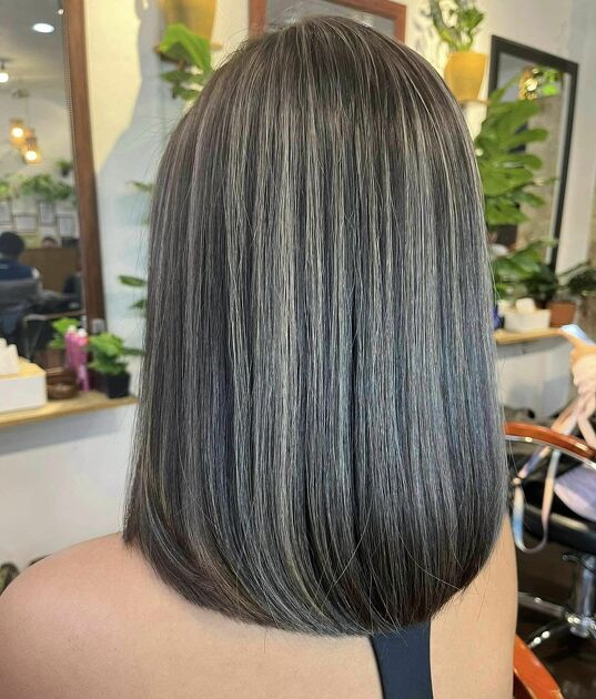 Lady’s Haircut